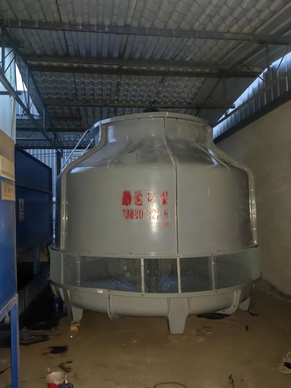 乐山2<strong>200t玻璃钢冷却塔</strong>